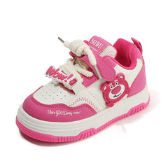 Children's sports shoes