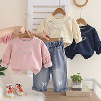 Girls' sweatshirt autumn outfit 2026 new model baby spring and autumn bow two-piece set infant children's clothing