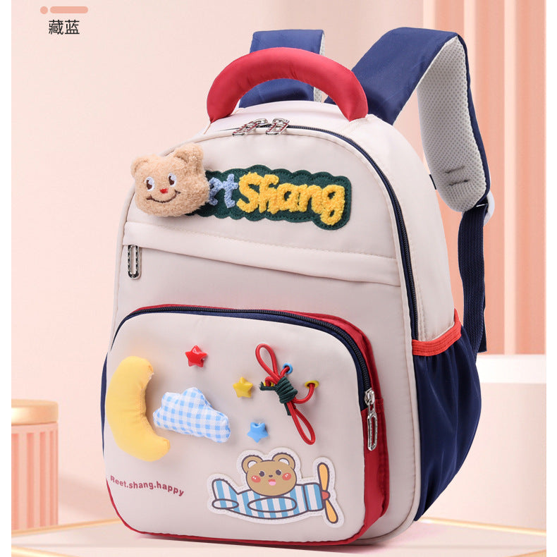 New Kindergarten School Bag Girls' Kindergarten Small Class Middle Class Large Class Cartoon Lightweight Soft Travel Children's Male Backpack