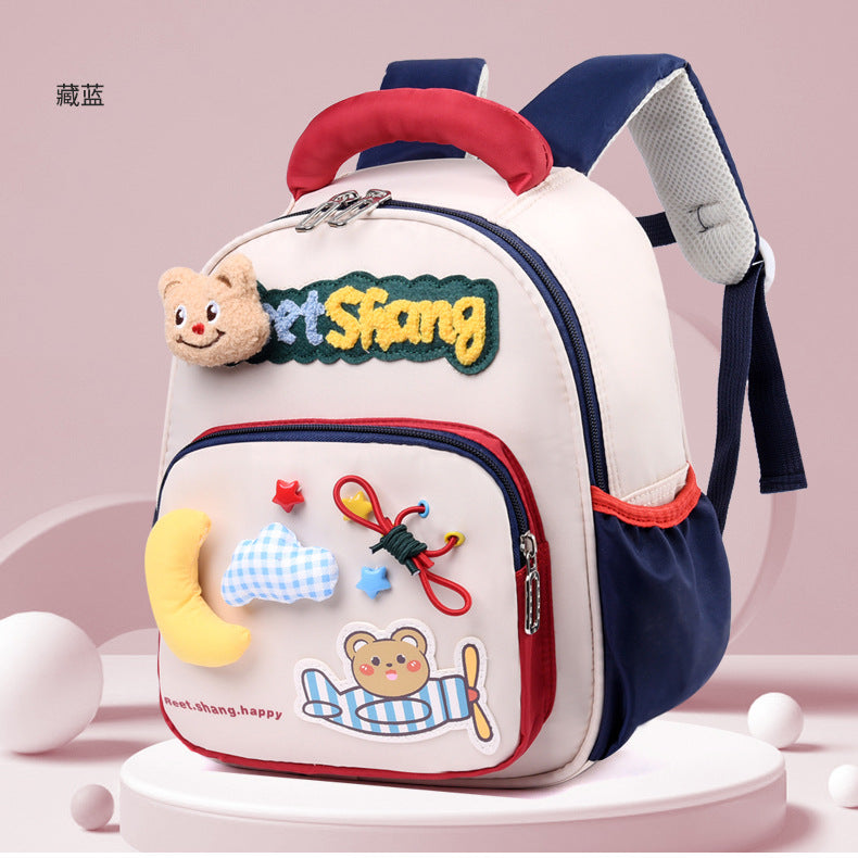 New Kindergarten School Bag Girls' Kindergarten Small Class Middle Class Large Class Cartoon Lightweight Soft Travel Children's Male Backpack