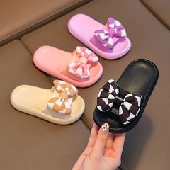 Kids Slippers Spring Autumn Girls Fashion Bow Wear Wear Non-slip Home Slippers Outside Home Thick Bottom Beach Sandals Slippers