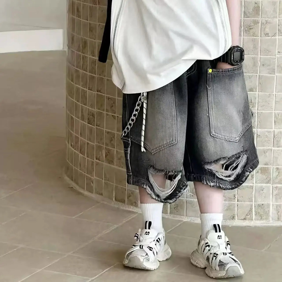 Boy Handsome Korean Version Sleeveless Vest + Retro Ripped Denim Shorts Two-piece Set Children's Casual Loose Set - Boys