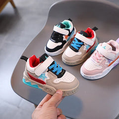 New stylechildren's breathable sports shoes forboys and girls,outdoor casual shoes,fashionable running shoes with star patternss