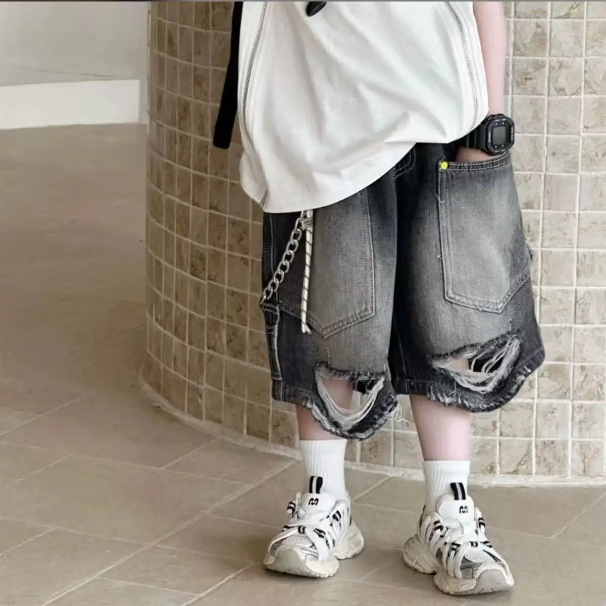 Boy Handsome Korean Version Sleeveless Vest + Retro Ripped Denim Shorts Two-piece Set Children's Casual Loose Set - Boys