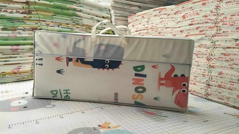 Thickened baby crawling mat foldable foam mat 5/6 feet (random design)