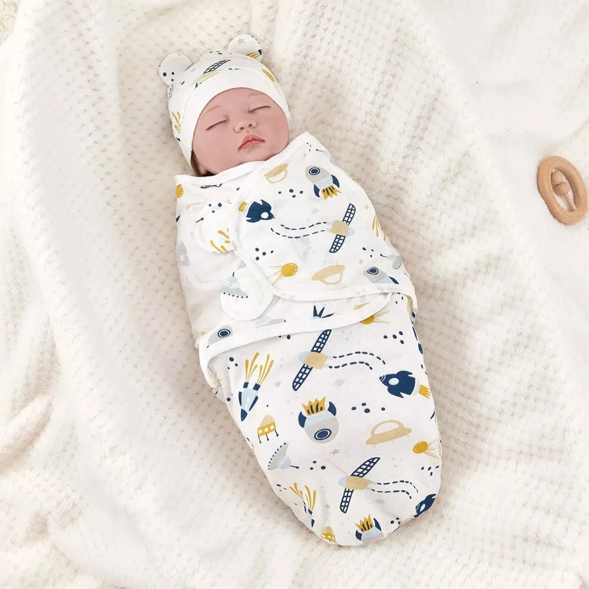 Pure cotton skin-friendly newborn baby wrap, easy to wear with, easy to change diapers, with a cap, give baby more protection - BaBy's World